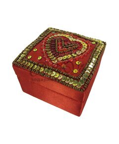 Шкатулка для драгоценностей вышитая, атлас, красный цвет, 7,5х7,5 см купить оптом в Симферополе, Крыму